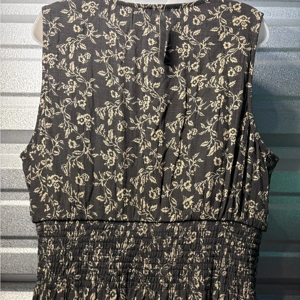 Lole Black and Cream Floral Maxi Dress - Picture 5 of 5